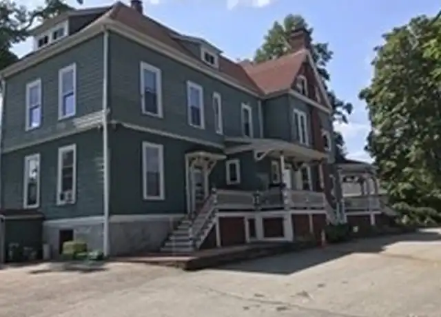 Property at 82 Middle St Unit 2, Braintree, MA, 02184, 4 beds, 2 baths, [object Object]