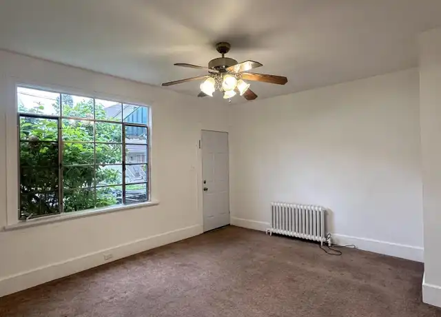 Property at 36 Alexander St, Wilkes-Barre, PA, 18702, 3 beds, 1.5 baths, [object Object]