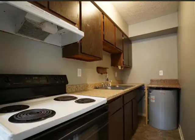 Property at 1007 Holloway St Unit D, Lafayette, IN, 47905, 1 bed, 1 bath, [object Object]