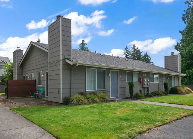 Photo of 7704 Cirque Dr W, University Place, WA 98467