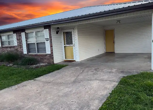Property at 628 S 21st St Unit 628, Rogers, AR, 72758, 2 beds, 1 bath, [object Object]