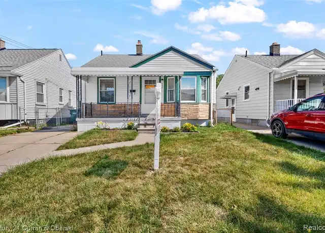 Property at 582 Mill St, Lincoln Park, MI, 48146, 2 beds, 1 bath, [object Object]
