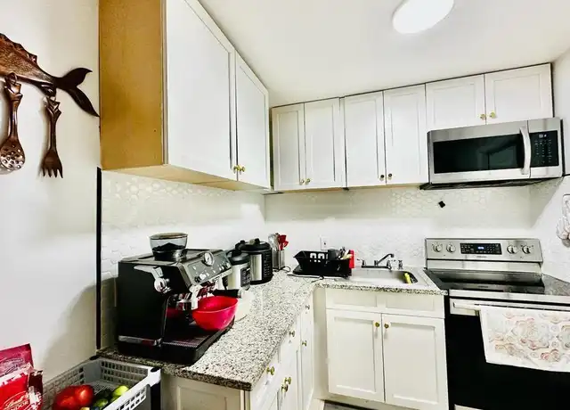 Property at 20 Westminster St N, Lehigh Acres, FL, 33936, 2 beds, 1.5 baths, [object Object]