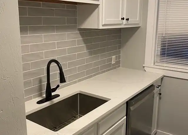 Property at 36 Paine St Unit 3, Worcester, MA, 01605, 4 beds, 1 bath, [object Object]