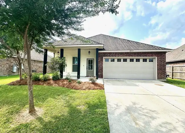 Property at 38269 Cotton Creek Ave, Prairieville, LA, 70769, 4 beds, 2 baths, [object Object]