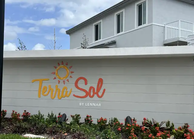 Property at 651 SE 14th Ct, Homestead, FL, 33034, 3 beds, 3.5 baths, [object Object]