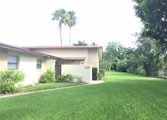 Photo of 6194 Principia Dr #4, Fort Myers, FL 33919