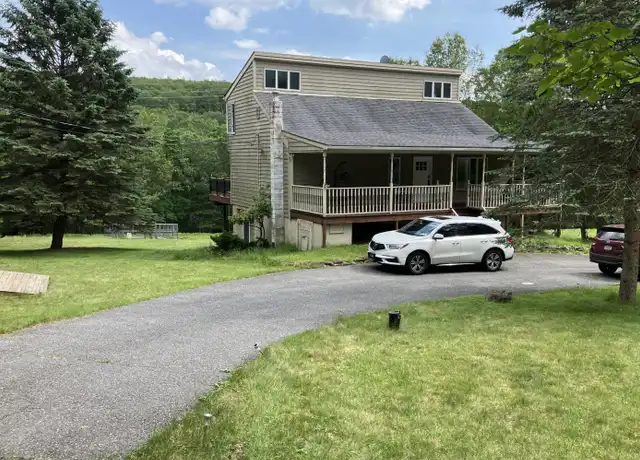 Property at 175 Circle Dr, Effort, PA, 18330, 3 beds, 3 baths, [object Object]