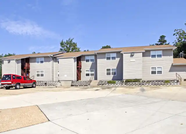 Property at 1040 Saint Clair Plaza Ct N Unit 1040-05, St Clair, MO, 63077, 1 bed, 1 bath, [object Object]