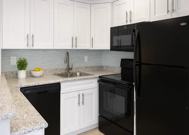 Property at 4670 NE 5th Ave Unit 01, Boca Raton, FL, 33431, 2 beds, 1 bath, [object Object]