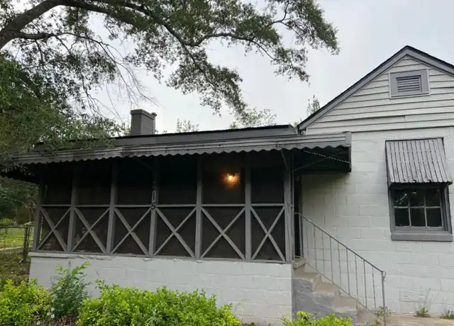 Property at 215 N 15th St, Griffin, GA, 30223, 2 beds, 1 bath, [object Object]