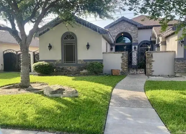 Property at 3135 Conde Dr, Laredo, TX, 78045, 3 beds, 2.5 baths, [object Object]