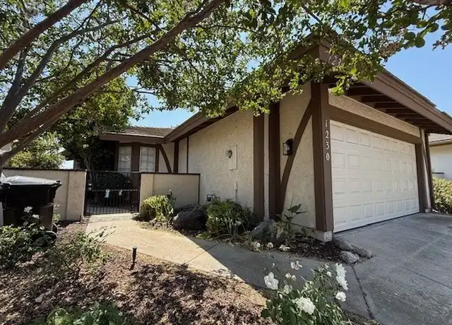 Property at 1230 Tamarisk Cir, Upland, CA, 91784, 3 beds, 2 baths, [object Object]
