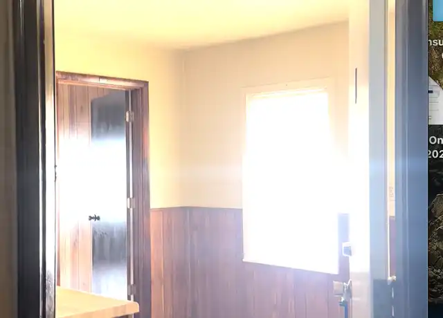 Property at 1957 E 123rd St Unit up, Cleveland, OH, 44106, 1 bed, 1 bath, [object Object]