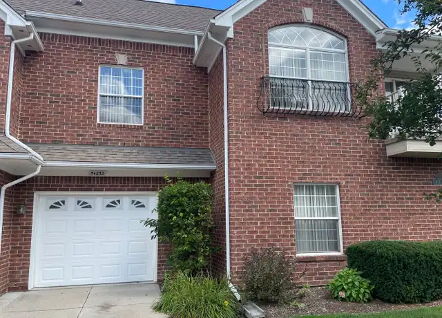 Property at 54252 E Annsbury Cir, Shelby Township, MI, 48316, 2 beds, 2 baths, [object Object]