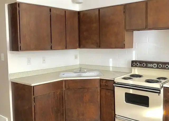 Property at 6550 W 14th Ave #11, Lakewood, CO, 80214, 2 beds, 1 bath, [object Object]