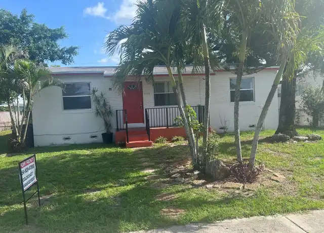 Property at 7553 Farragut St, Hollywood, FL, 33024, 4 beds, 2 baths, [object Object]