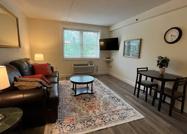 Photo of 44 Montvale Ave, Woburn, MA 01801