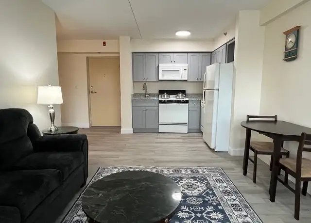 Photo of 44 Montvale Ave, Woburn, MA 01801