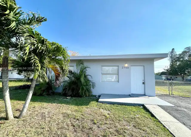 Property at 2750 NW 4th Ct, Pompano Beach, FL, 33069, 2 beds, 1 bath, [object Object]