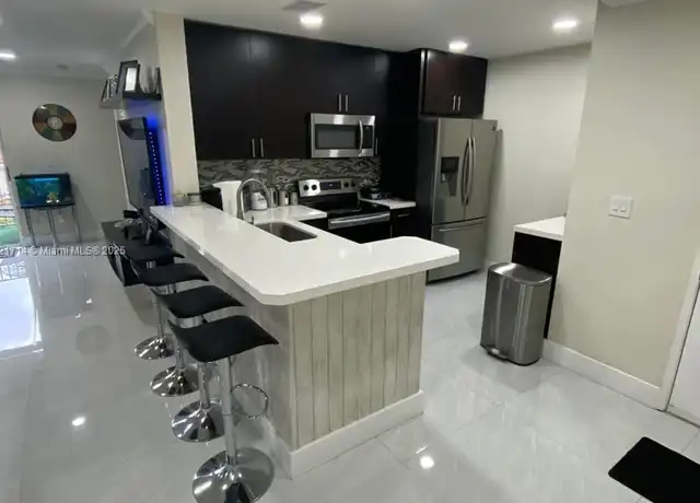 Property at 4744 NW 114th Ave #201, Doral, FL, 33178, 3 beds, 2 baths, [object Object]