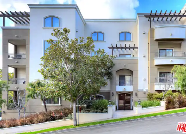 Property at 2347 Fox Hills Dr Apt 204, Los Angeles, CA, 90064, 2 beds, 2.5 baths, [object Object]