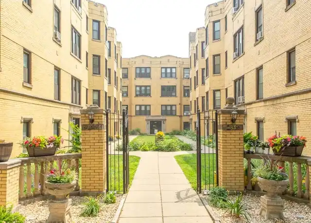Property at 3813 N Greenview Ave, Chicago, IL, 60613, 2 beds, 1 bath, [object Object]