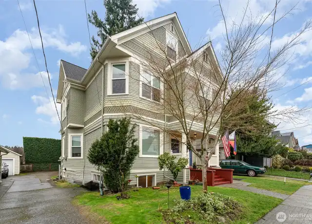 Property at 5523 Woodlawn Ave N, Seattle, WA, 98103, 2 beds, 1 bath, [object Object]