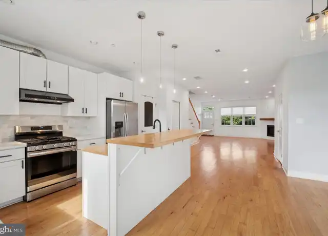 Property at 850 Northwestern Ave, Philadelphia, PA, 19128, 3 beds, 2.5 baths, [object Object]