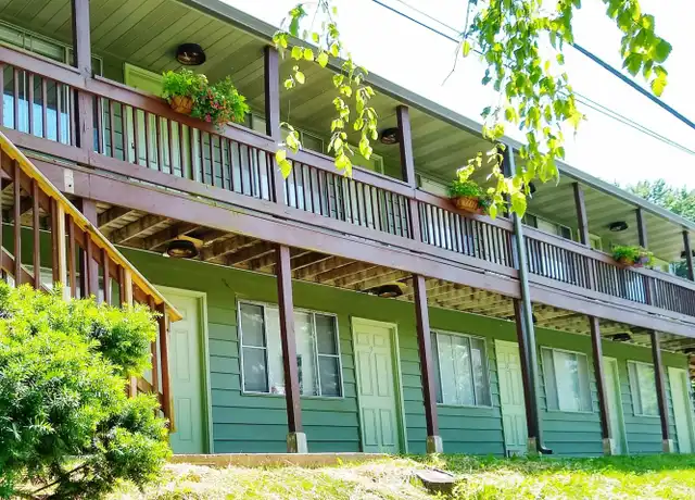 Property at 615 W 15th St, Bloomington, IN, 47404, 1 bed, 1 bath, [object Object]