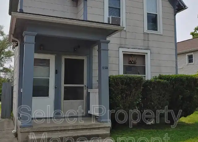 Property at 1235 Stophlet St Unit 4, Fort Wayne, IN, 46802, 1 bed, 1 bath, [object Object]
