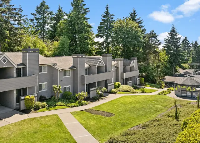 Photo of 7504 33rd St W, University Place, WA 98466