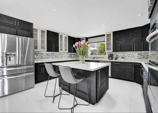 Property at 3117 Hollywood Blvd, Hollywood, FL, 33021, 3 beds, 2 baths, [object Object]