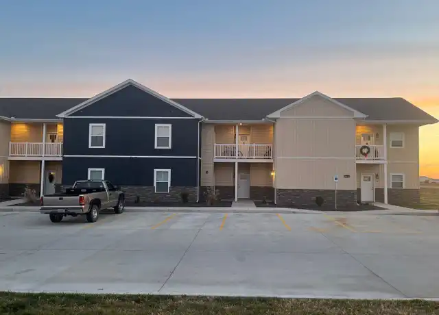 Property at 1612 S Hamilton St Unit 5, Sullivan, IL, 61951, 2 beds, 2 baths, [object Object]