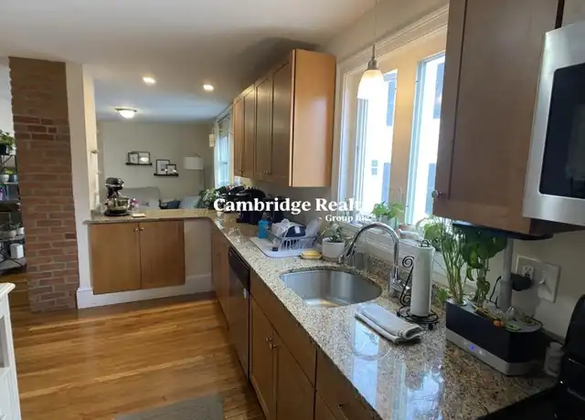 Property at 78-80 Ten Hills Rd, Somerville, MA, 02145, 3 beds, 1 bath, [object Object]