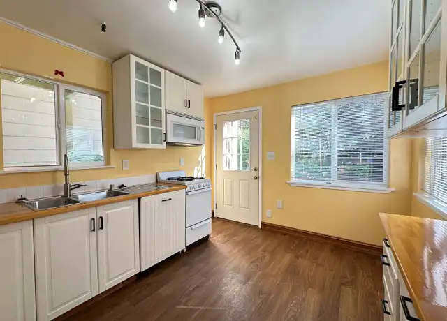 Property at 123 Beulah St Unit 123, San Francisco, CA, 94117, 3 beds, 1 bath, [object Object]