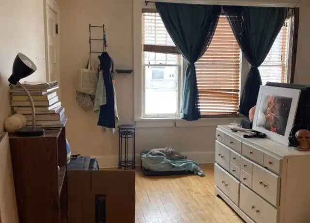 Property at 310 E 5th St Unit Upper, Duluth, MN, 55805, 1 bed, 1 bath, [object Object]