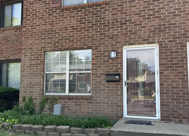 Property at 3500 Warwick Dr #12, Lexington, KY, 40517, 2 beds, 1.5 baths, [object Object]