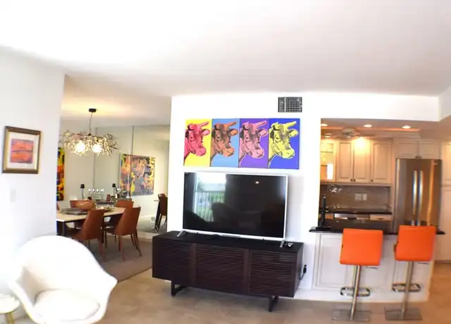 Property at 1930 Gulf Shore Blvd N Unit C304, Naples, FL, 34102, 2 beds, 2 baths, [object Object]
