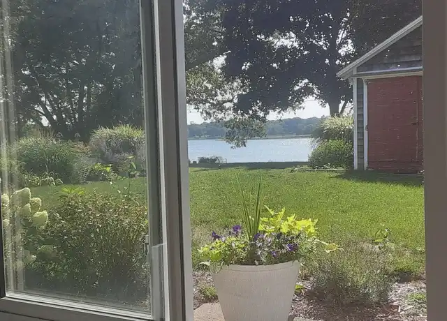 Property at 72 Namquid Dr, Warwick, RI, 02888, 1 bed, 1 bath, [object Object]
