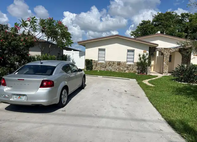 Property at 5517 SW 24th Ave, Fort Lauderdale, FL, 33312, 3 beds, 2 baths, [object Object]