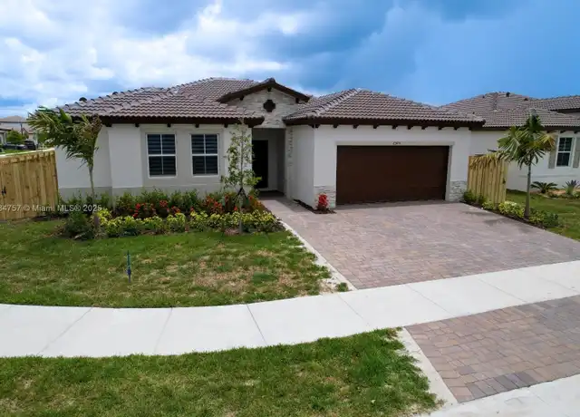 Property at 2305 SE 29th St Unit 2305, Homestead, FL, 33035, 4 beds, 3 baths, [object Object]