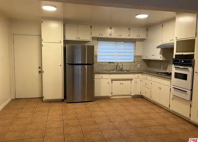 Property at 469 W 19th St Unit 1, San Pedro, CA, 90731, 3 beds, 2.5 baths, [object Object]