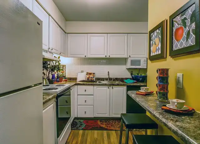 Property at Madison Rockwood - 170 Steamboat Ln, Ballwin, MO, 63011, 1-3 bed, 1-2.5 bath, [object Object]