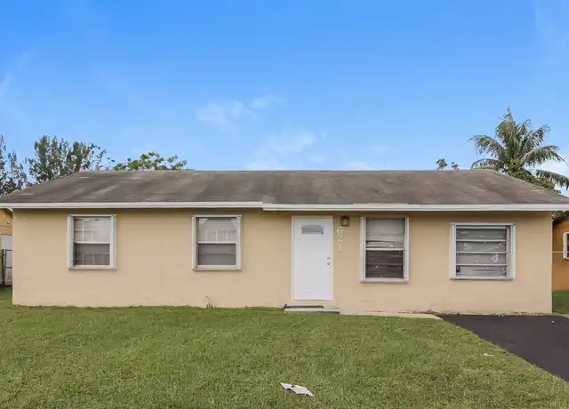 Property at 621 SW 83rd Ave, North Lauderdale, FL, 33068, 3 beds, 2 baths, [object Object]