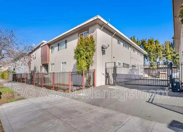 Property at 2223 Bonar St Unit C, Berkeley, CA, 94702, 3 beds, 1 bath, [object Object]