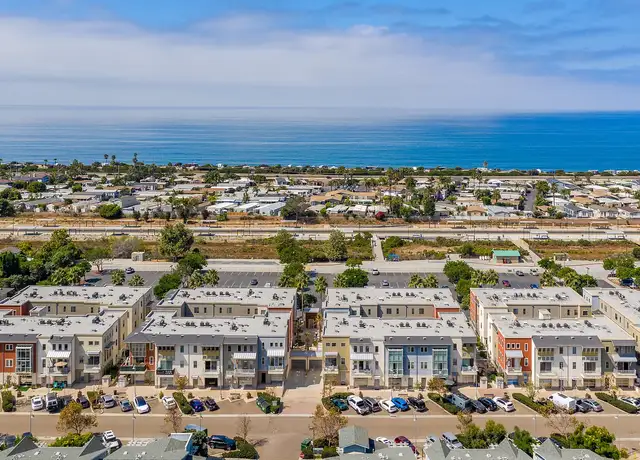 Photo of 6790 Embarcadero Ln, Carlsbad, CA 92011