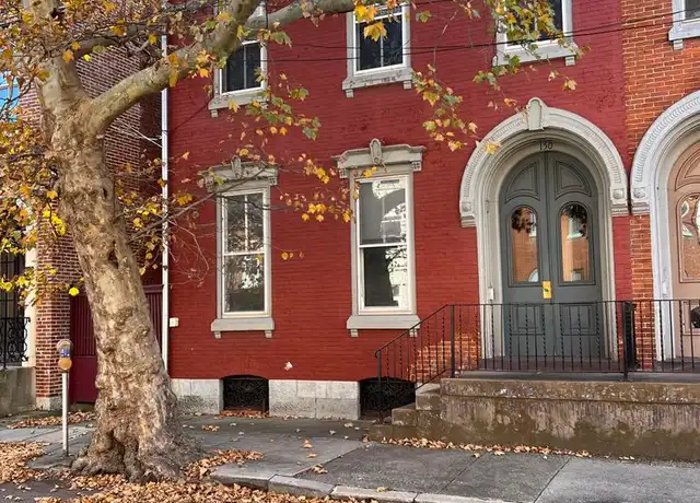 Property at 150 W Louther St Apt 1, Carlisle, PA, 17013, 1 bed, 1 bath, [object Object]