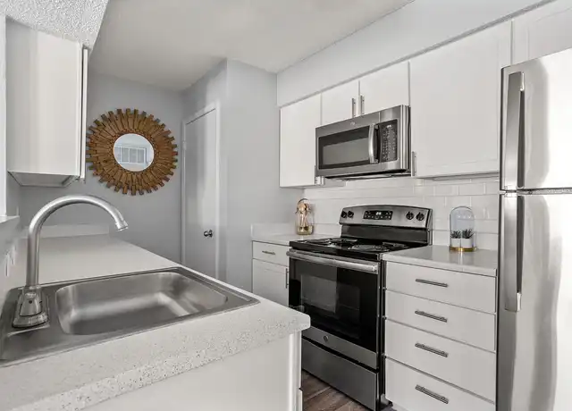 Property at 1802 Wimbledon Oaks Ln, Arlington, TX, 76017, 1-2 bed, 1-2 bath, [object Object]