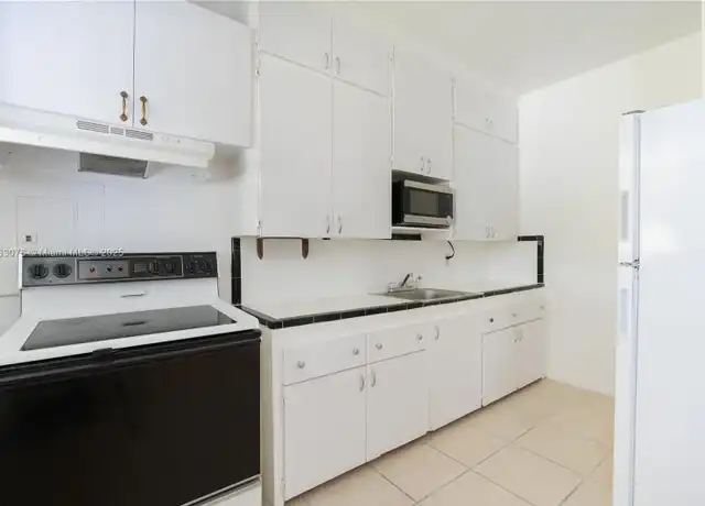 Property at 539 NE 82nd Ter #4, Miami, FL, 33138, 2 beds, 1 bath, [object Object]